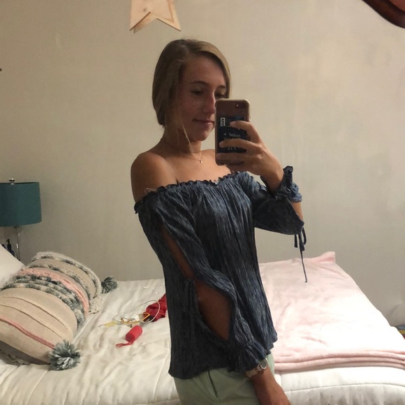 off the shoulder top american eagle - Picture 2 of 7